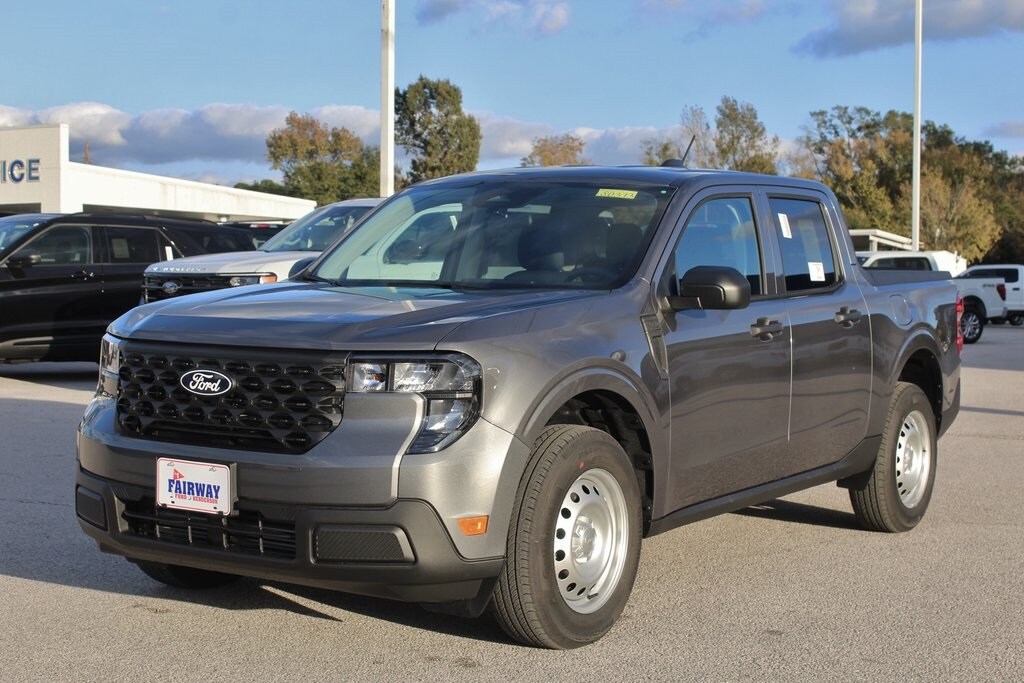 New 2025 Ford Maverick XL Truck SuperCrew