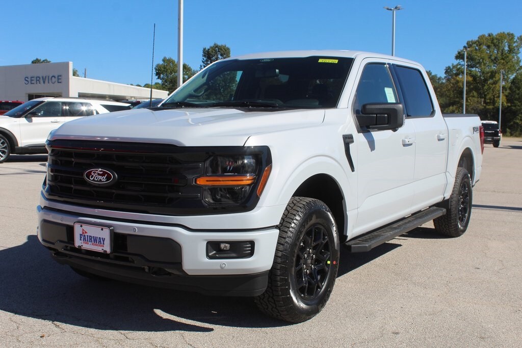 New 2025 Ford F-150 XLT Truck SuperCrew Cab