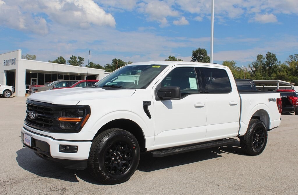 New 2025 Ford F-150 XLT Truck SuperCrew Cab