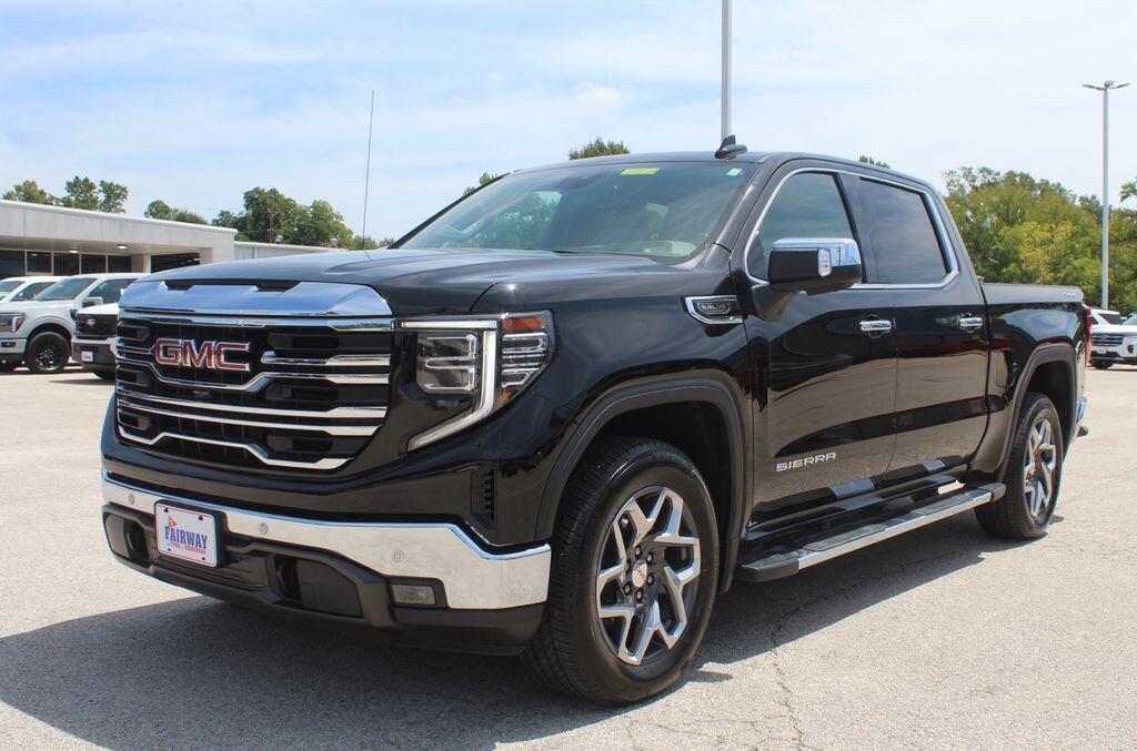 Used 2024 GMC Sierra 1500 SLT Truck Crew Cab