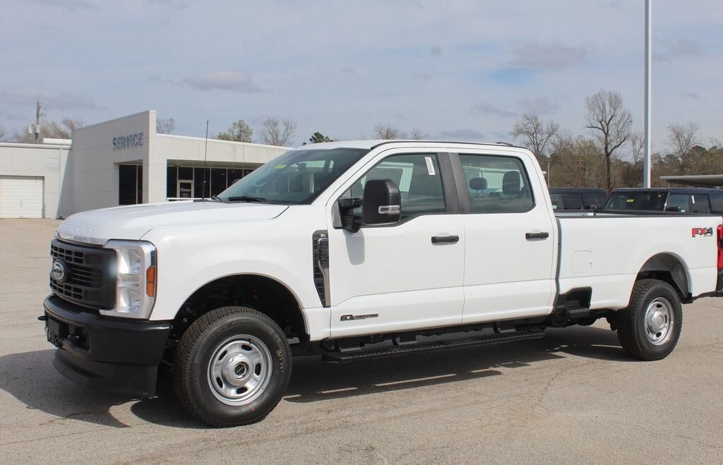 New 2026 Ford F-250 XL Truck Crew Cab