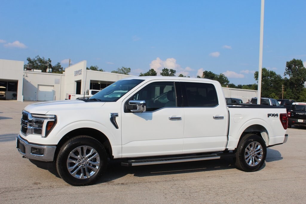 New 2025 Ford F-150 Lariat Truck SuperCrew Cab