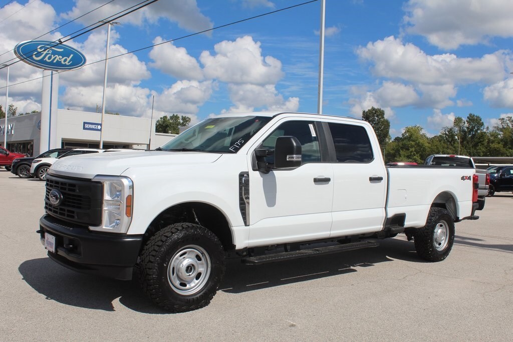 2026 Ford F-250 XL photo 3