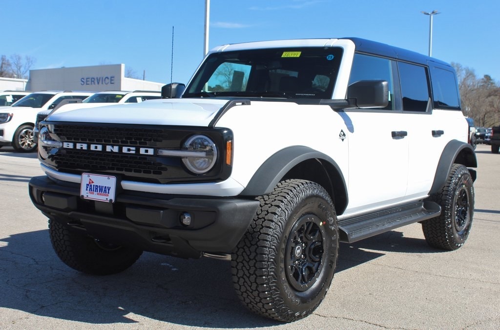 New 2025 Ford Bronco Outer Banks SUV