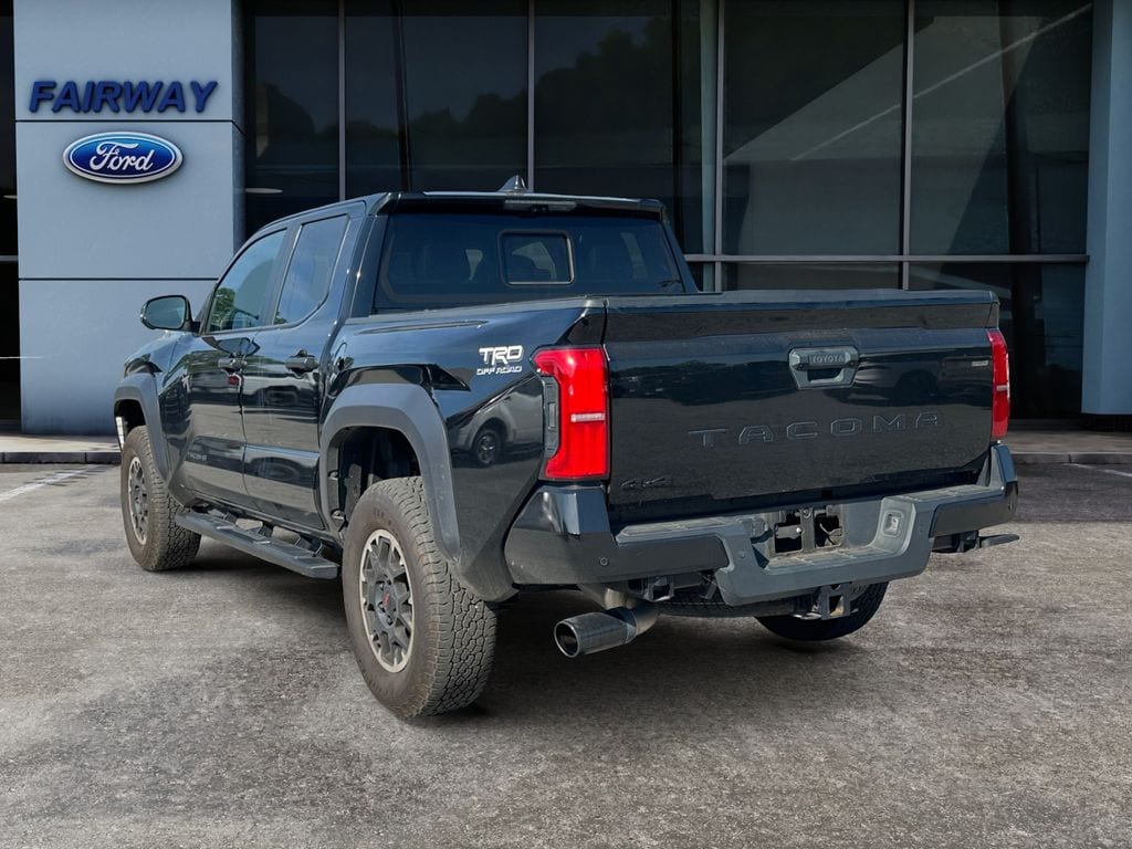 2024 Toyota Tacoma TRD Off Road photo 4