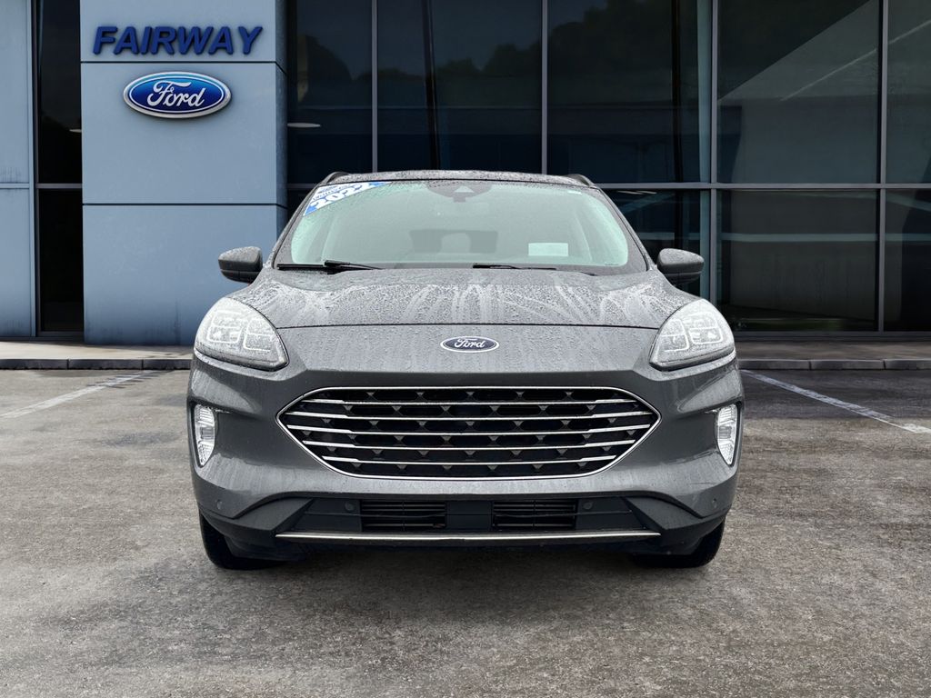 2022 Ford Escape Titanium photo 3