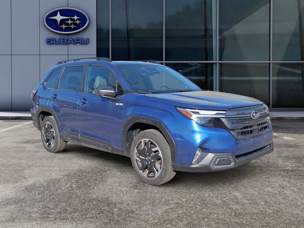 2025 Subaru Forester Limited Hybrid photo 2