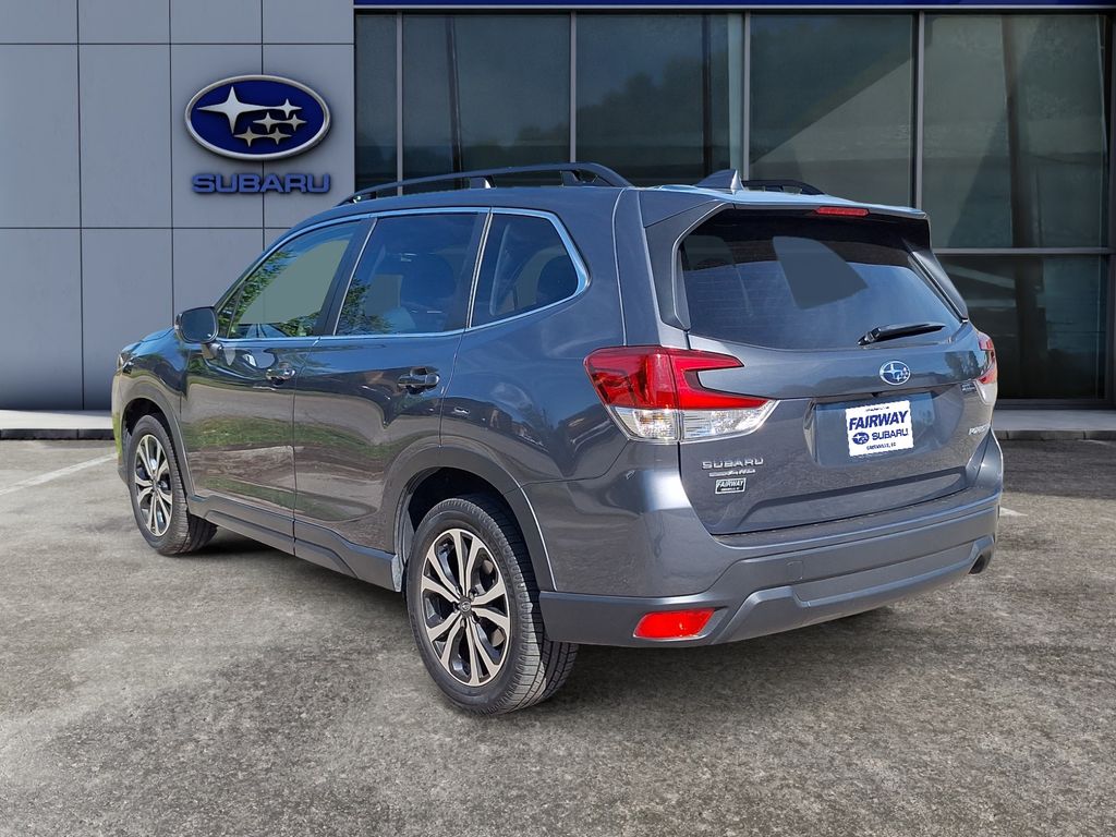 2023 Subaru Forester Limited photo 4