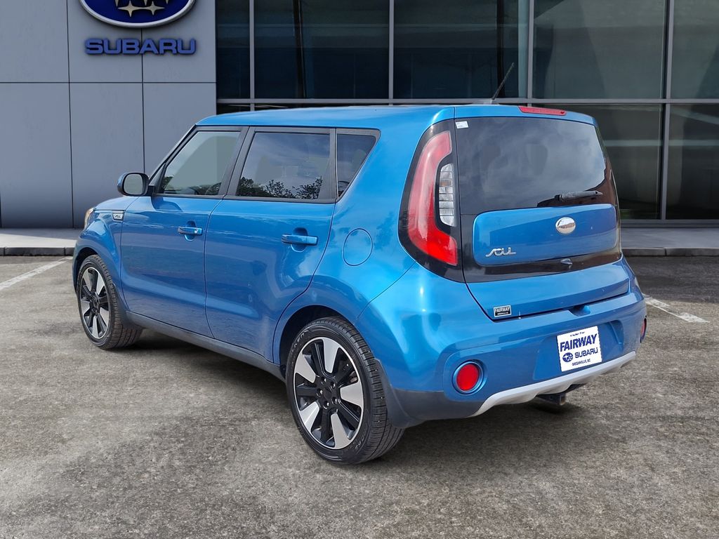 2017 Kia Soul + photo 4