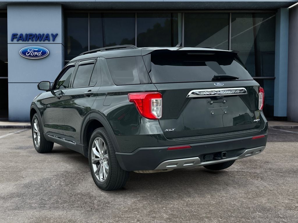 2023 Ford Explorer XLT photo 4