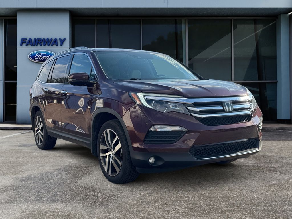 2016 Honda Pilot Elite photo 3