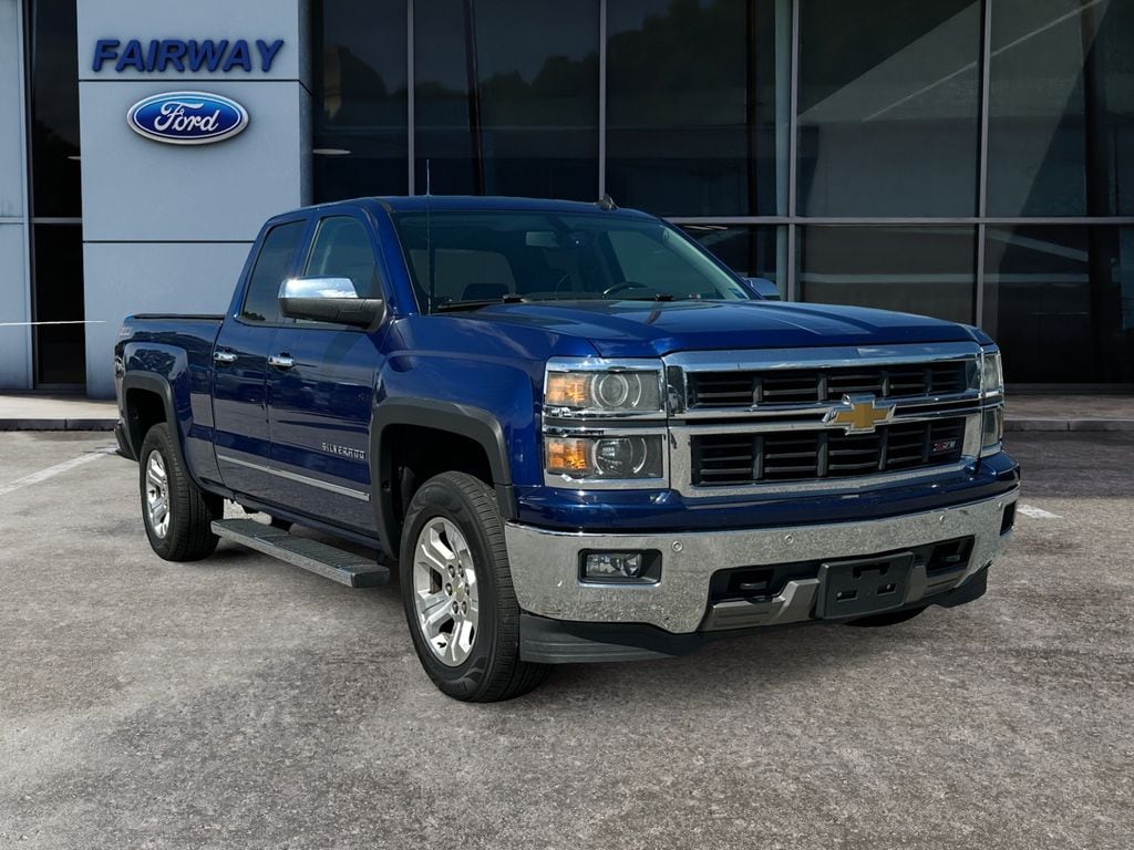 2014 Chevrolet Silverado 1500 LTZ photo 2
