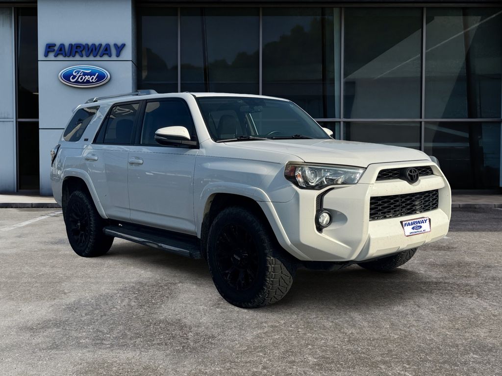 2015 Toyota 4Runner SR5 Premium photo 3