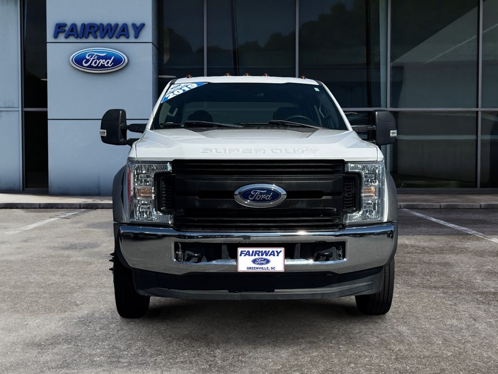 2019 Ford F-450 Chassis photo 2