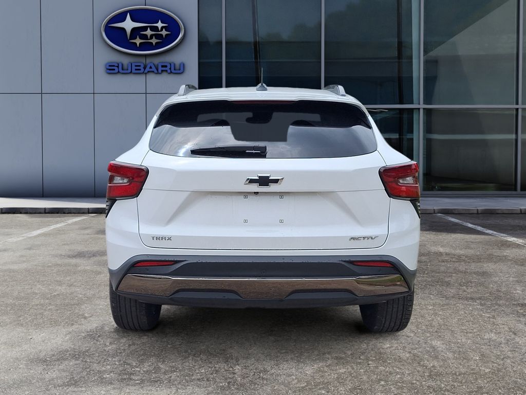 2025 Chevrolet Trax ACTIV photo 5