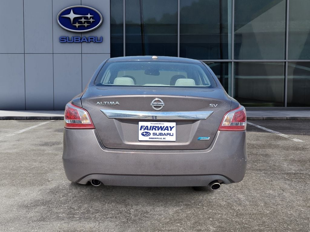 2013 Nissan Altima 2.5 SV photo 4
