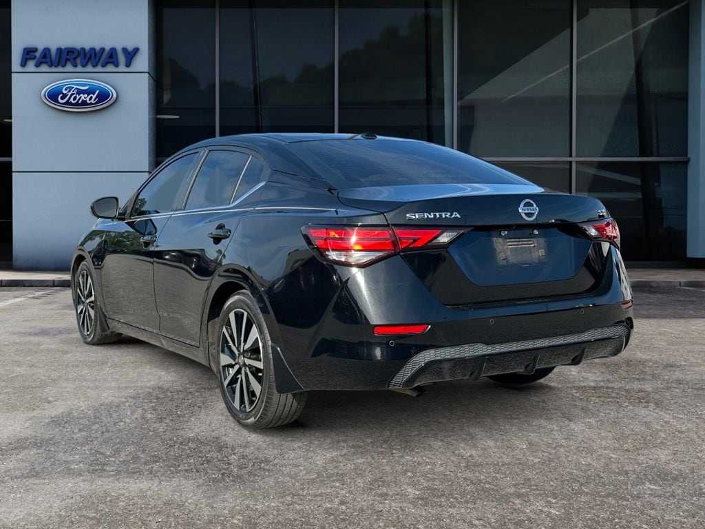 2021 Nissan Sentra SV photo 4
