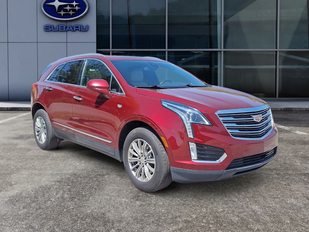 2018 CADILLAC XT5 Luxury photo 2