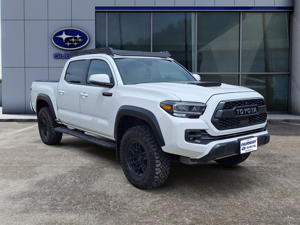 2020 Toyota Tacoma TRD Pro V6 photo 2