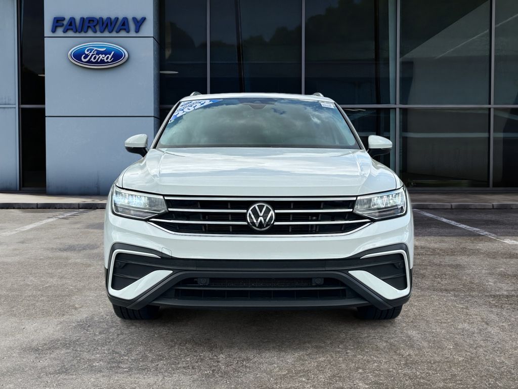 2022 Volkswagen Tiguan 2.0T SE photo 2