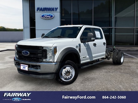 2019 Ford F-450 Chassis Truck Crew Cab