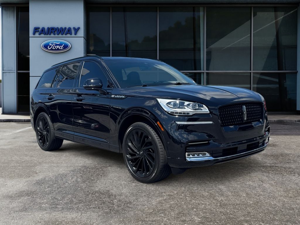 2024 Lincoln Aviator Reserve photo 2