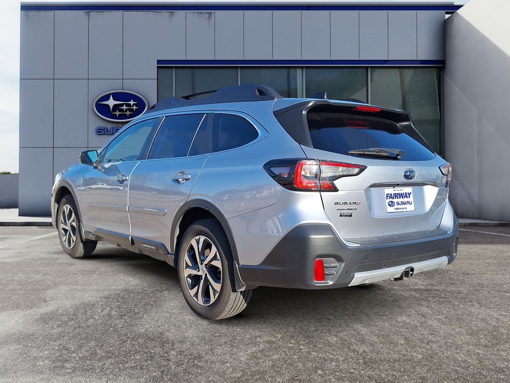 2020 Subaru Outback Limited photo 3