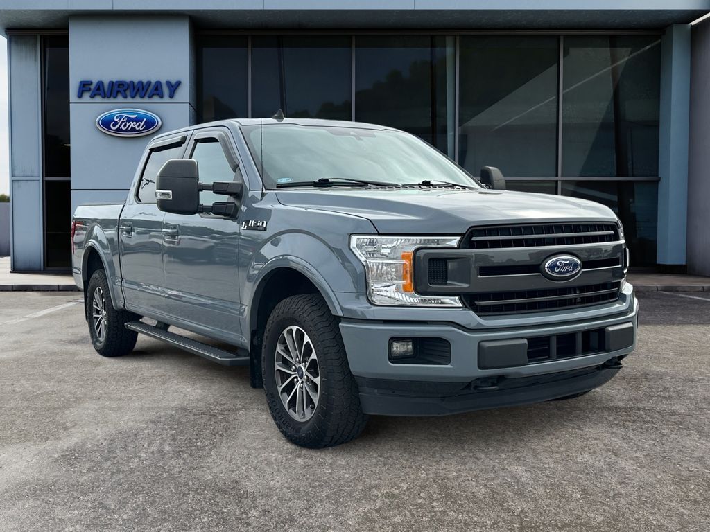 2020 Ford F-150 XLT photo 2