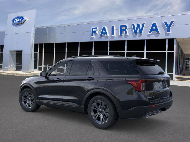 2026 Ford Explorer photo 2