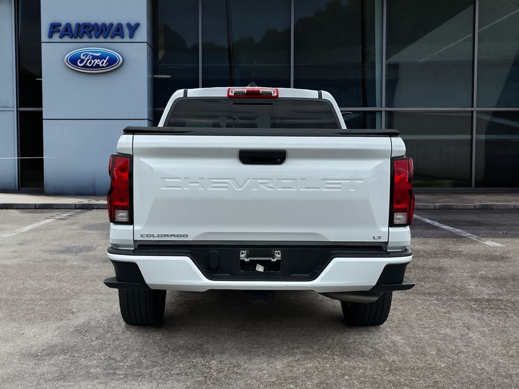 2024 Chevrolet Colorado LT photo 5