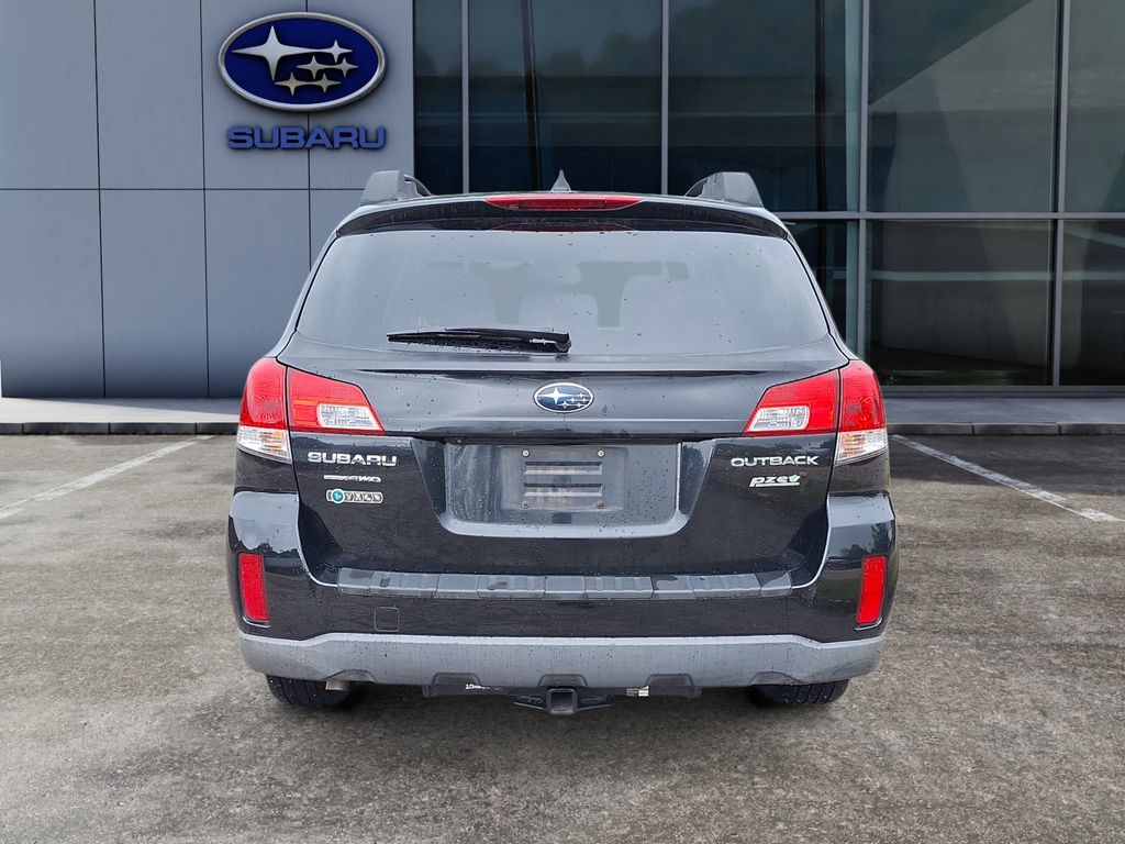 2013 Subaru Outback 2.5i Limited (CVT) photo 5