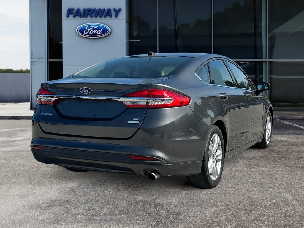 2018 Ford Fusion SE photo 6