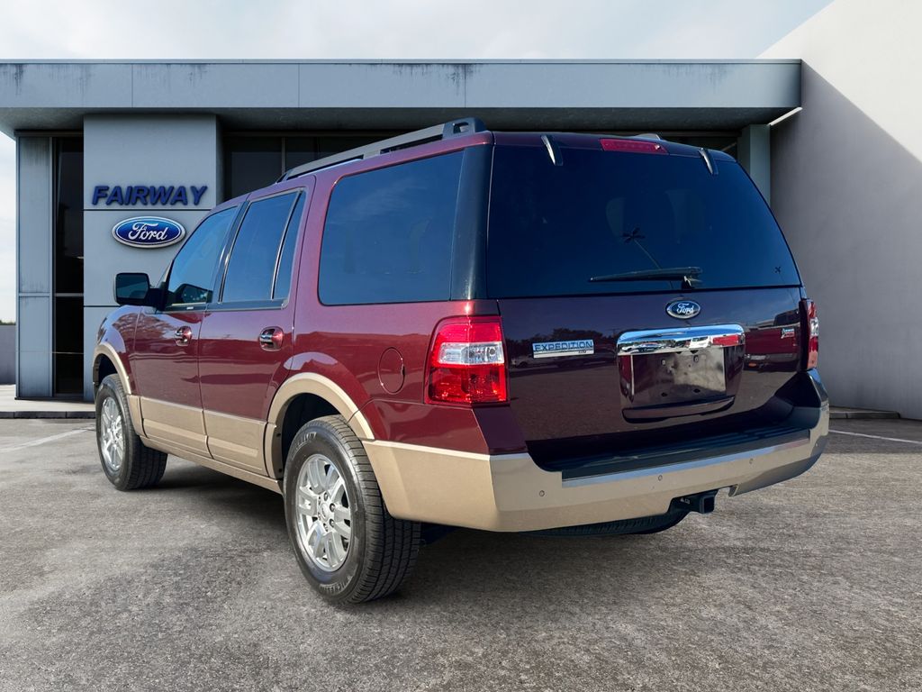 2011 Ford Expedition XLT King Ranch photo 2