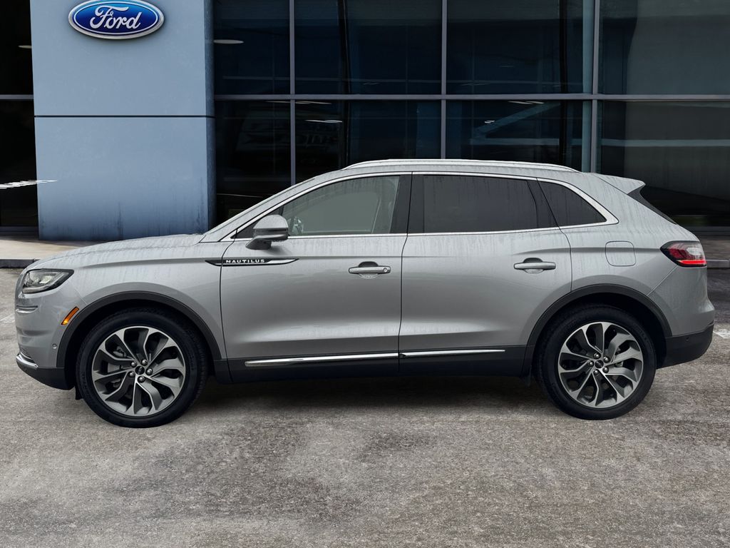 2023 Lincoln Nautilus Reserve photo 6