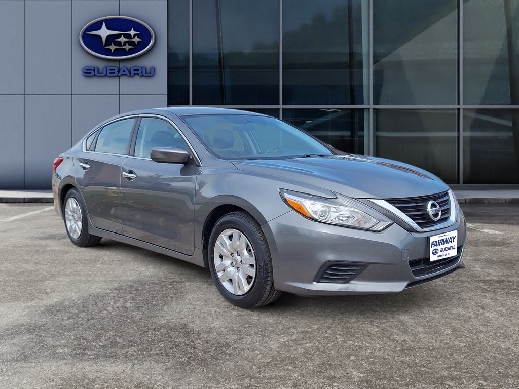 Used 2016 Nissan Altima S with VIN 1N4AL3AP3GN329156 for sale in Greenville, SC