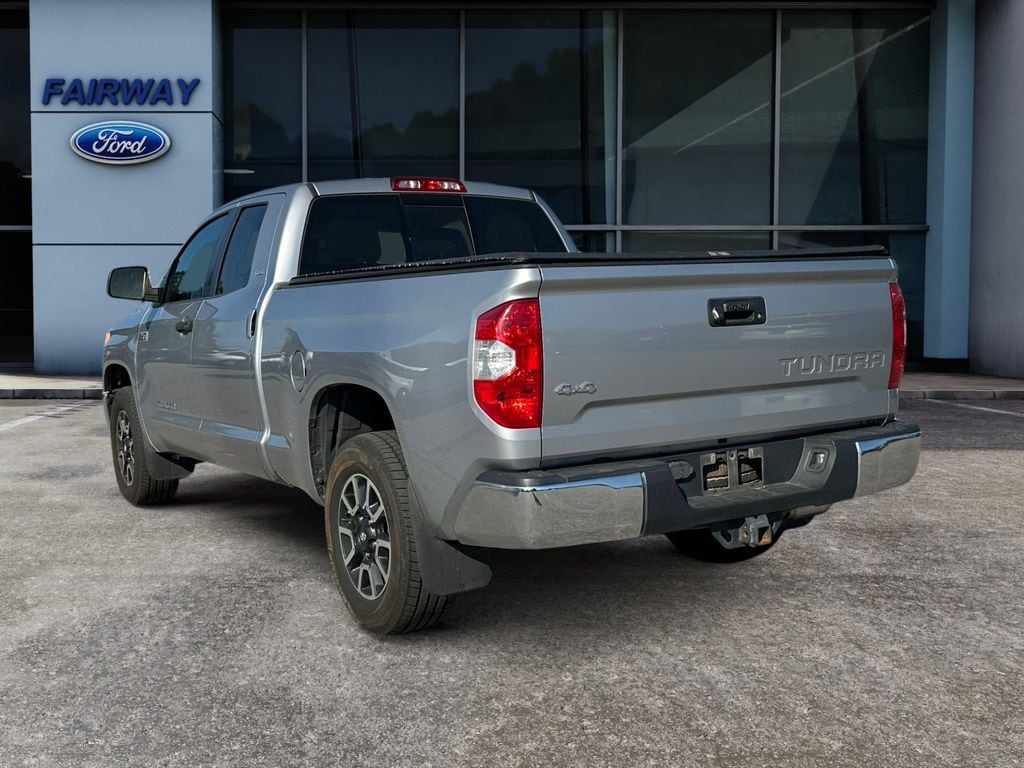 2015 Toyota Tundra SR5 5.7L V8 photo 4