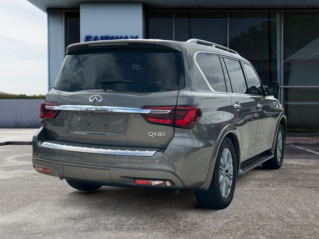 2019 INFINITI QX80 LUXE photo 6