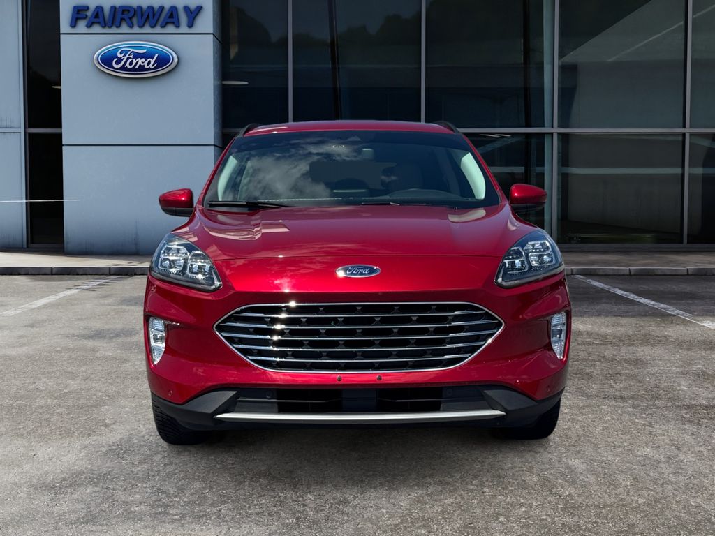 2022 Ford Escape Titanium photo 2