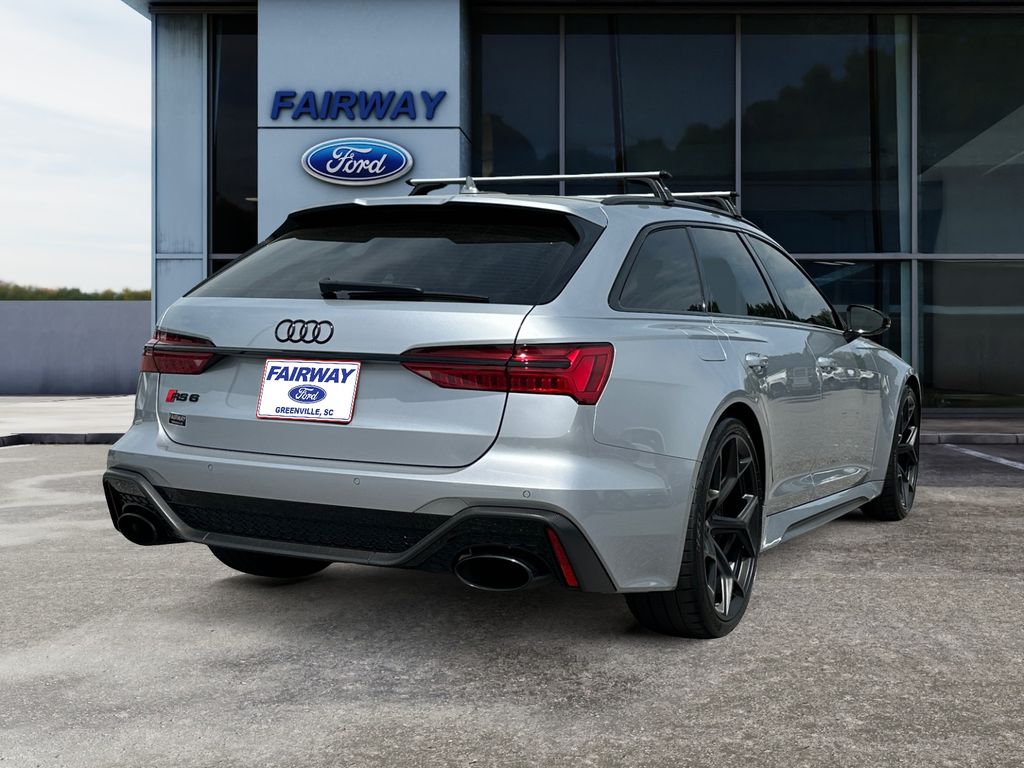 2025 Audi RS 6 Avant 4.0T performance photo 6