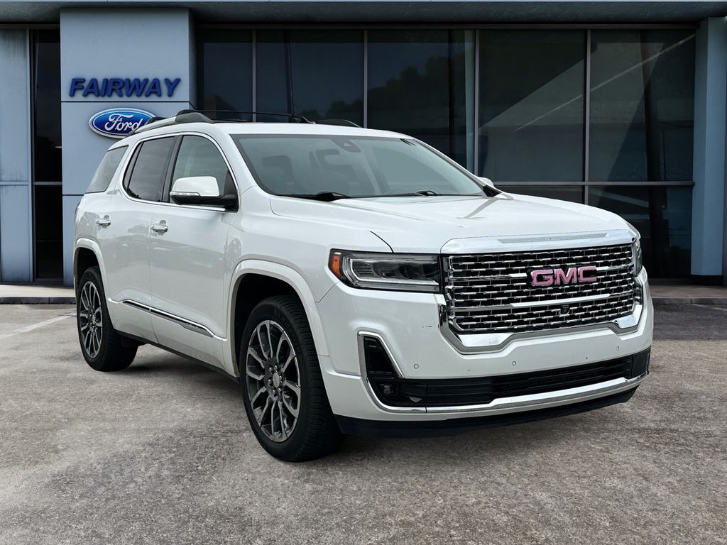 2020 GMC Acadia Denali photo 2