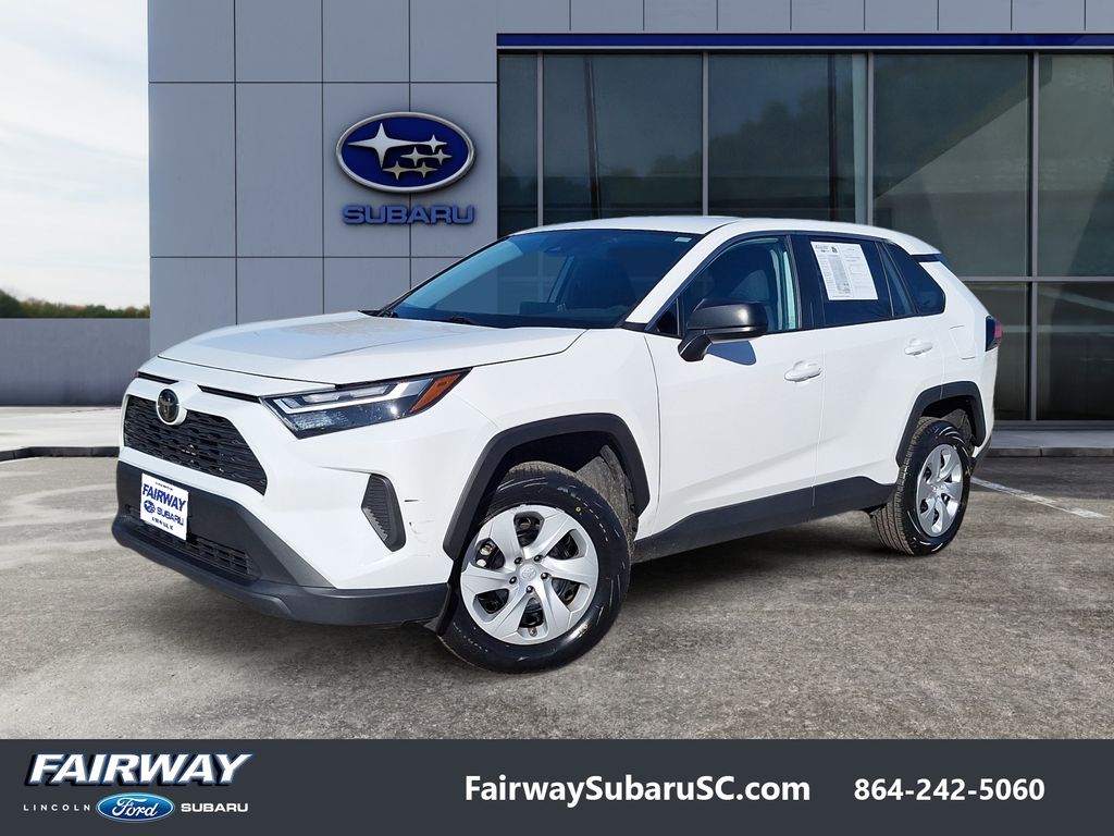 2024 Toyota RAV4 LE