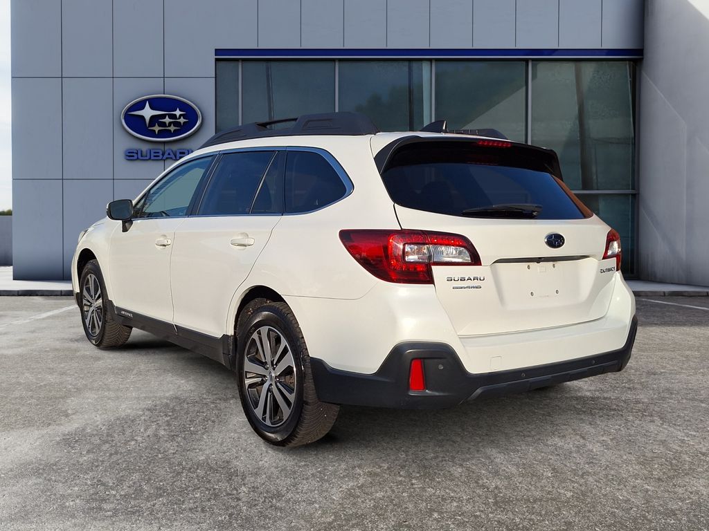 2019 Subaru Outback 2.5i Limited photo 4
