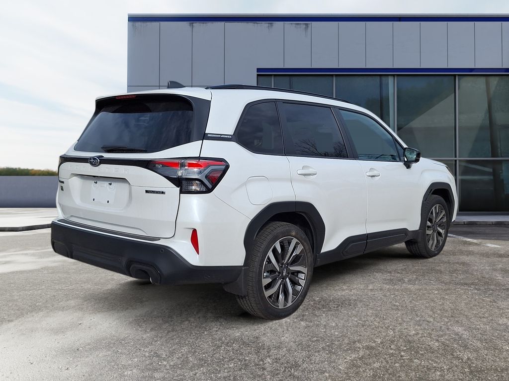 2026 Subaru Forester Touring photo 6