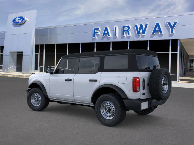 2025 Ford Bronco Base photo 4