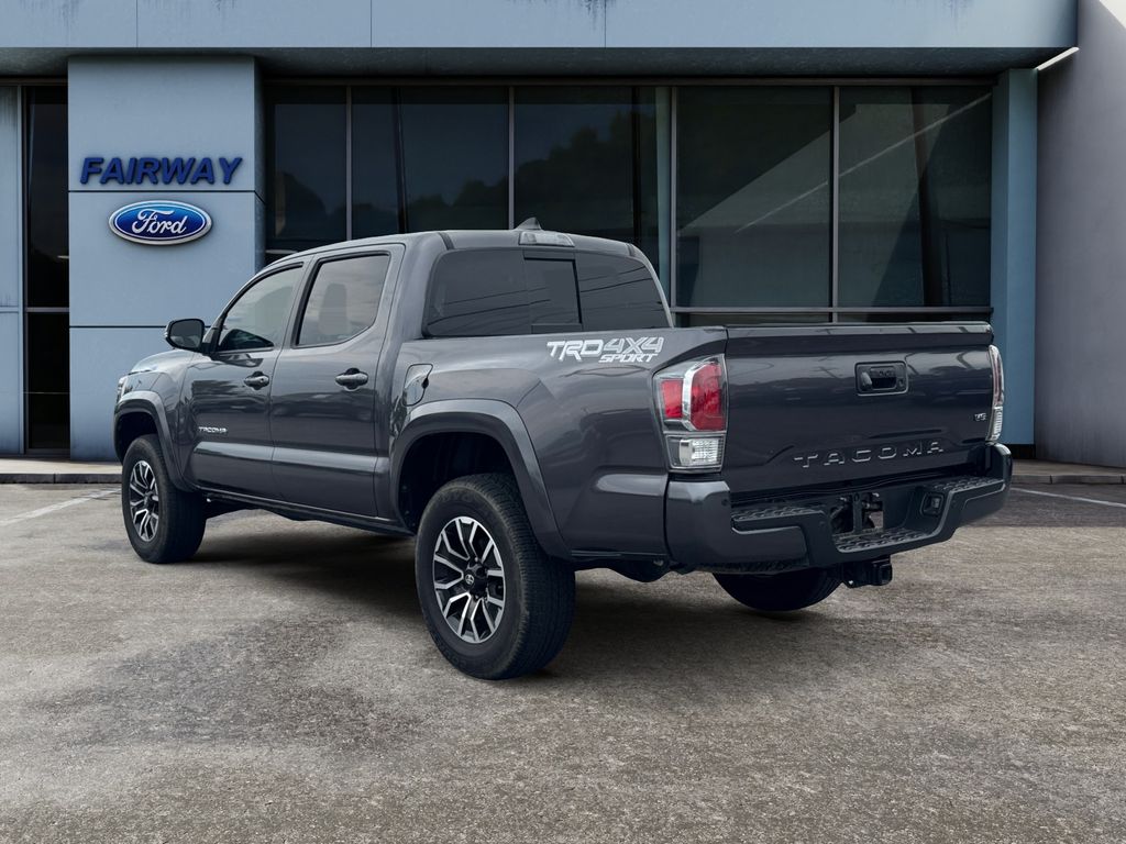 2022 Toyota Tacoma TRD Sport V6 photo 4