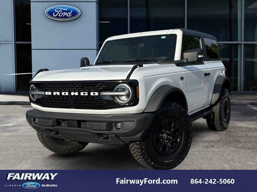2022 Ford Bronco 2-Door Wildtrak's photo