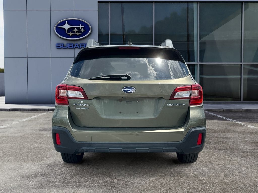 2018 Subaru Outback 2.5i Premium with Starlink photo 5