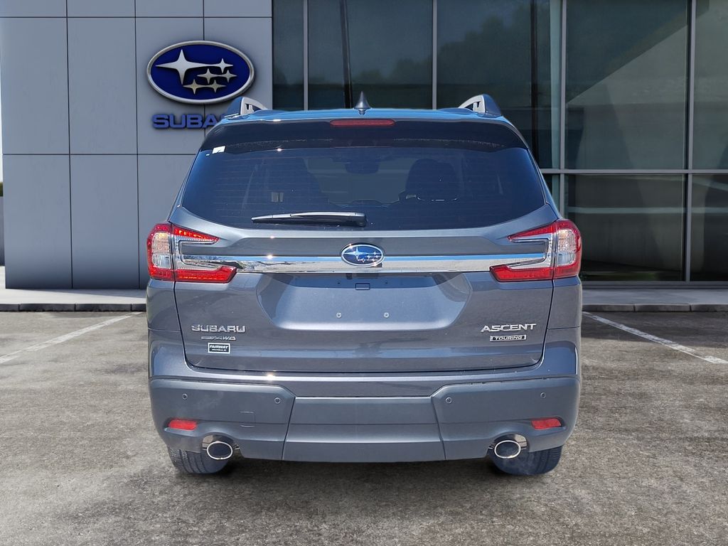 2025 Subaru Ascent Touring 7-Passenger photo 4