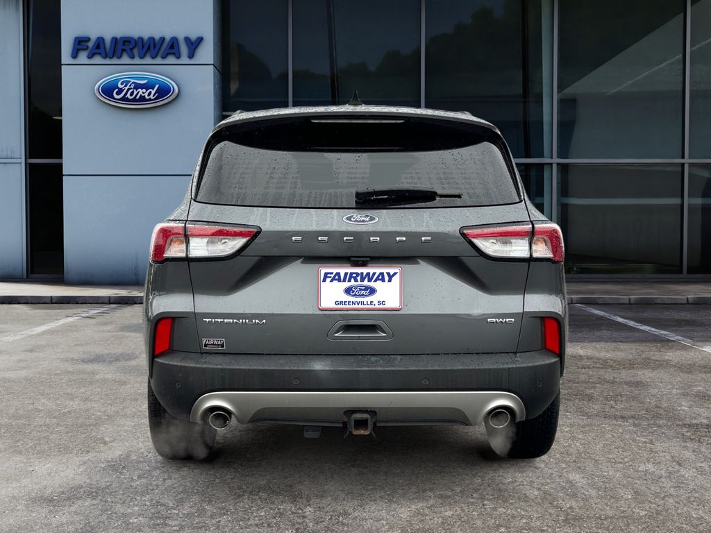 2022 Ford Escape Titanium photo 5