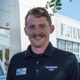 Staff member Joel Ellenwood from ID_9c4702